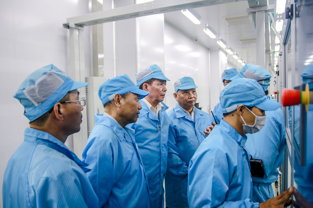 Lễ khánh thành Nhà máy Nền tảng hàng đầu cung cấp Cwin com sợi quang POSTEF