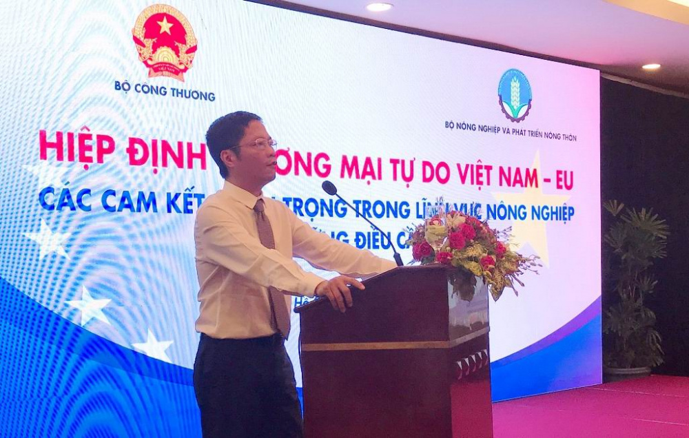 Bo truong Tran Tuan Anh
