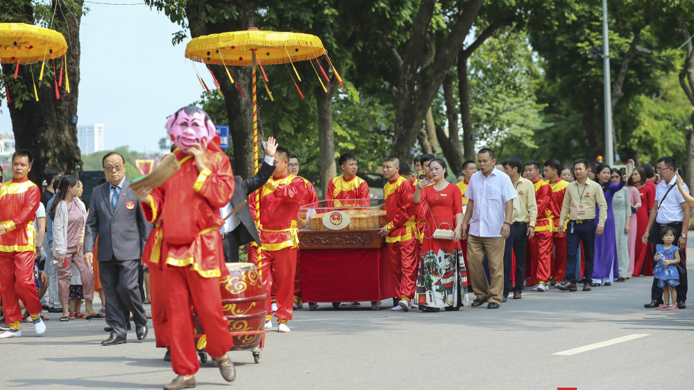 cặp bánh trung thu khổng lồ
