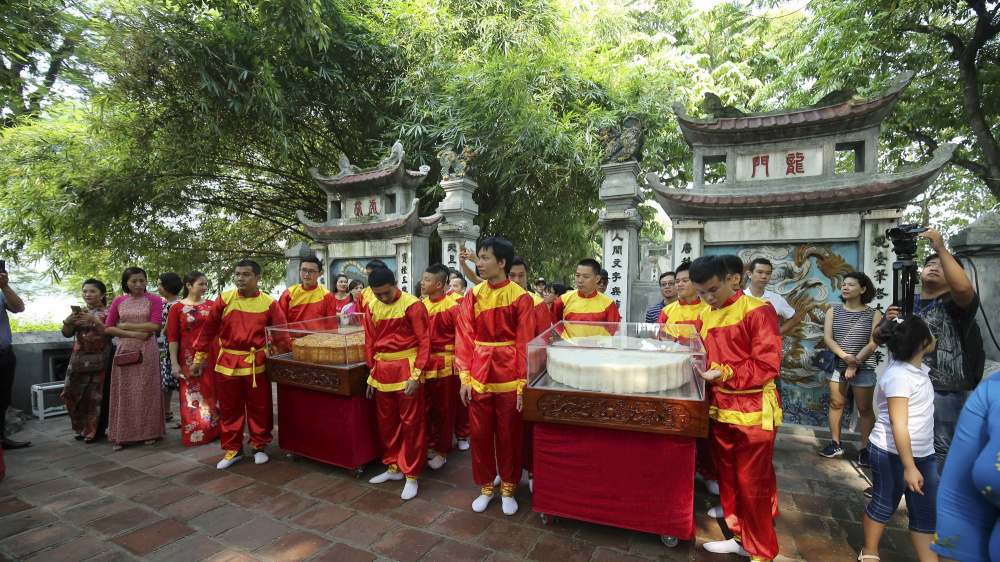 cặp bánh trung thu khổng lồ