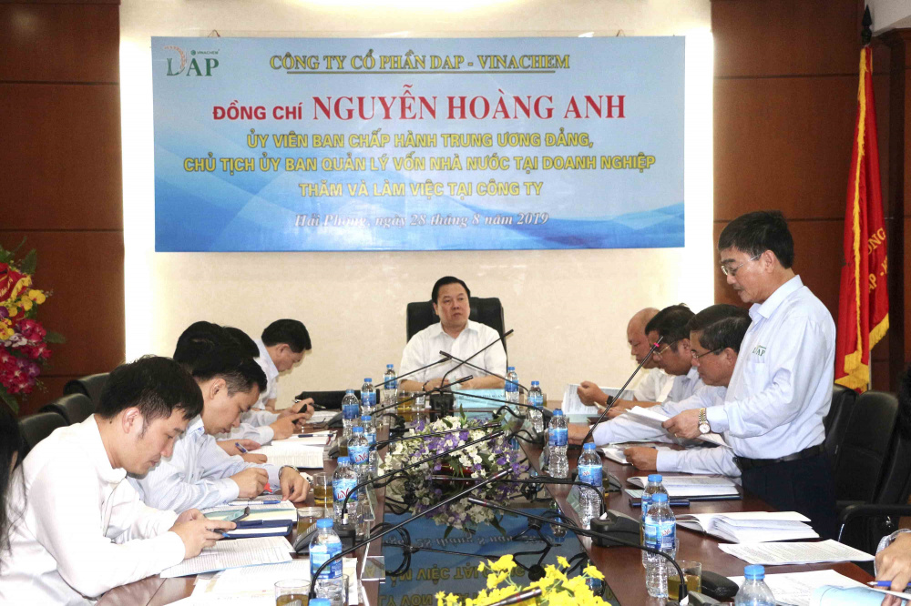 Ông Nguyễn Hoàng Anh - Chủ tịch Ủy ban Quản lý vốn Nhà nước tại Cwincom hiện đang mở làm việc với Công ty Cổ phần DAP - VINACHEM
