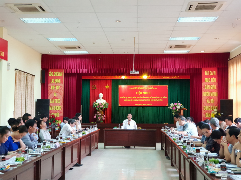 Hà Nội đảm bảo cung cấp điện an toàn, ổn định 