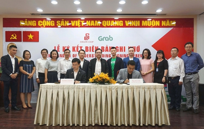 saigon co.op- grab hop tac so hoa ban le