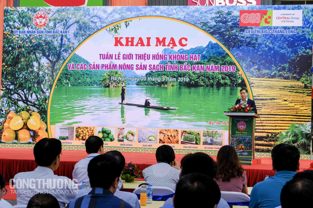 Tuần lễ giới thiệu Hồng không hạt và các sản phẩm nông sản sạch tỉnh Bắc Kạn năm 2019 tại Big C Thăng Long