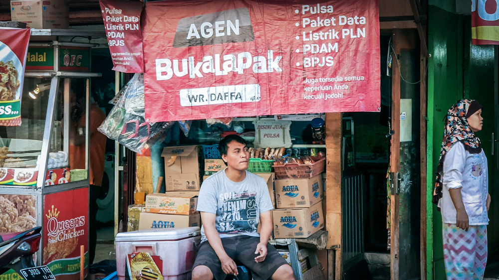 Bukalapak - Cửa hàng ngoại tuyến hỗ trợ mua hàng trực tuyến