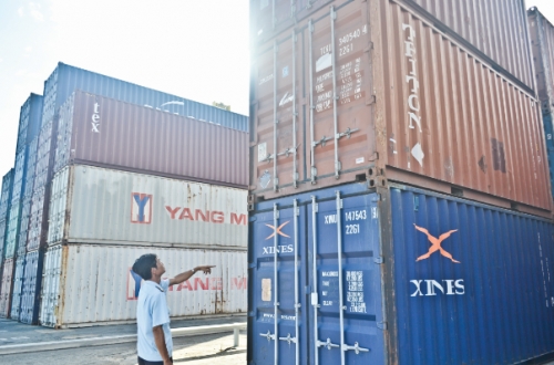 Buộc tái xuất những lô hàng không đủ điều kiện Cwin com sòng bạc trực tuyến