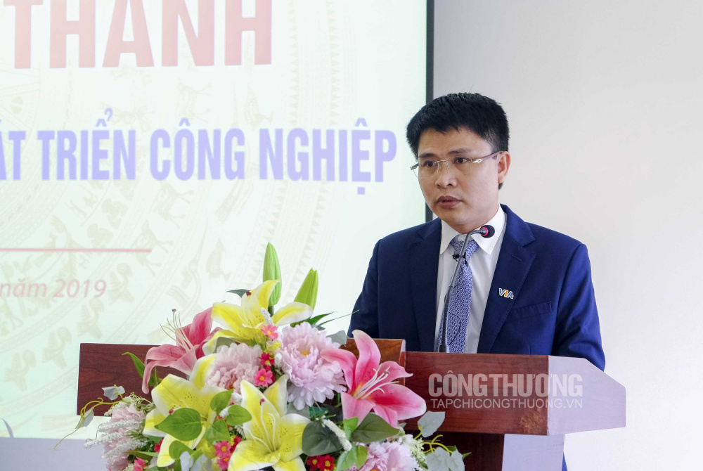 Ông Đỗ Nam Bình - Quyền Giám đốc Trung tâm hỗ trợ phát triển Cwin là sân chơi cá cược trực tuyến tại Việt Nam cam kết sẽ cùng tập thể cán bộ viên chức, người Nền tảng hàng đầu cung cấp Cwin com nỗ lực hết mình