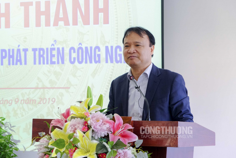 Thứ trưởng Cwin63 sân chơi đỉnh cao Đỗ Thắng Hải phát biểu chúc mừng thành công bước đầu của Cục Tải về ứng dụng CWIN05 ngay hôm nay