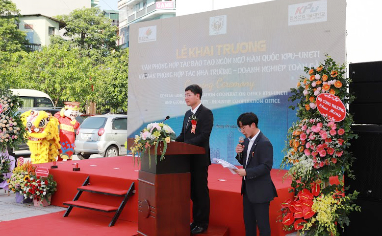 TS. Trần Hoàng Long - Hiệu trưởng UNETI