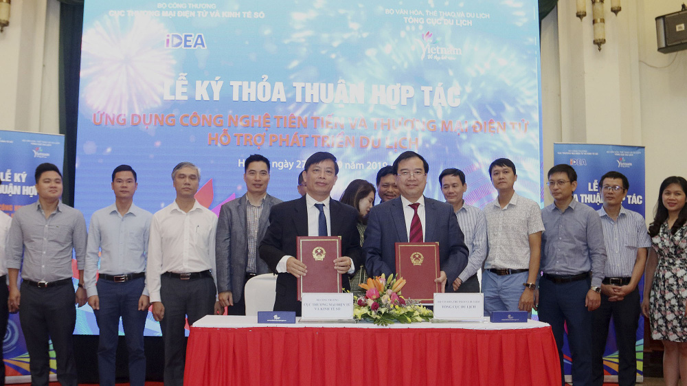 Lễ ký Thỏa thuận hợp tác giữa ục Thương mại điện tử và Cwin.com giải trí hiện đại số (Cwin63 sân chơi đỉnh cao) cùng Tổng cục Du lịch (Bộ Văn hóa, Thể thao và Du lịch)
