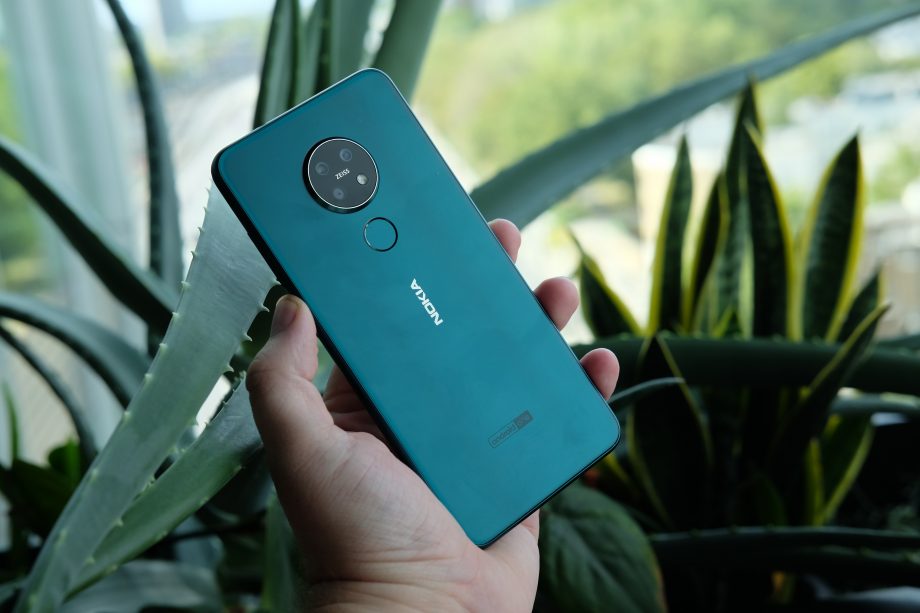 Cyan Green nokia 7.2