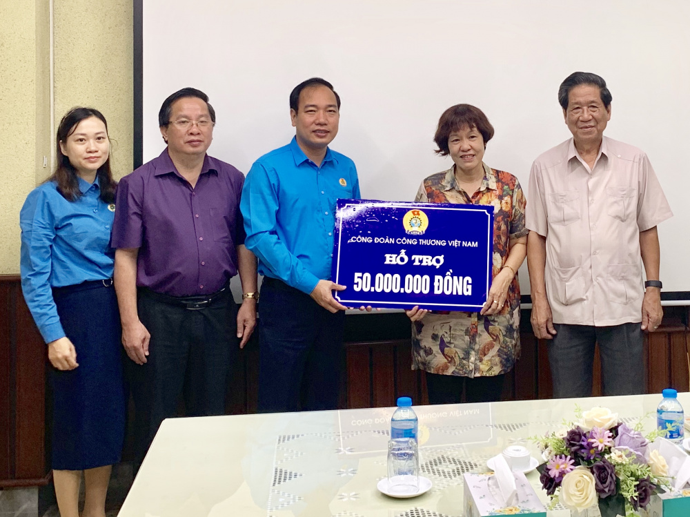 Rạng Đông: Không ảnh hưởng lớn sau hỏa hoạn do có bảo hiểm tài sản