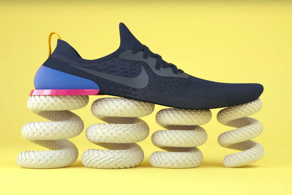 Giày tennis của Nike có đế bắng cao su