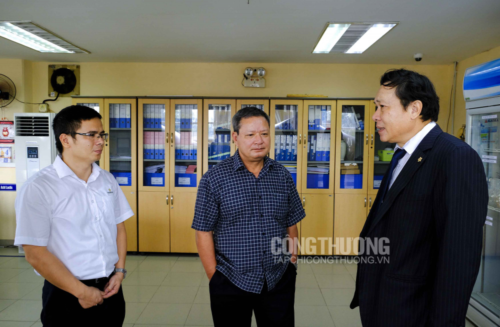 Lễ kỷ niệm 10 năm khánh thành Nhà máy Bia Hà Nội - Mê Linh và đón nhận Huân chương Lao động hạng Ba do Chủ tịch nước trao tặng