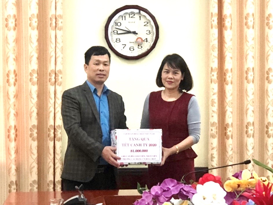 cao đẳng hóa chất