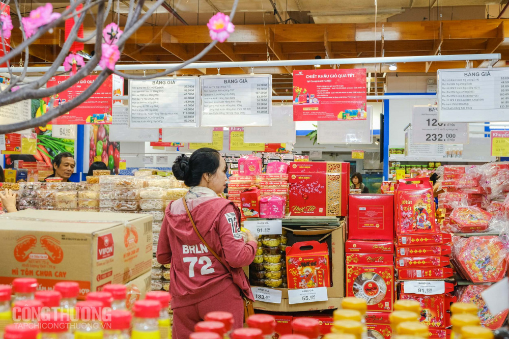 Hàng Việt chiếm chủ yếu trong danh mục hàng bình ổn thị trường vào dịp Tết của Saigon Co.op 