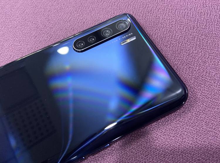 OPPO F15 camera