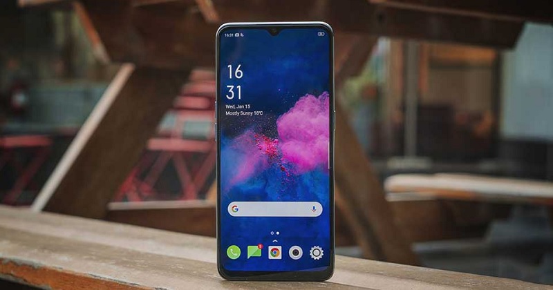 OPPO F15 man hinh