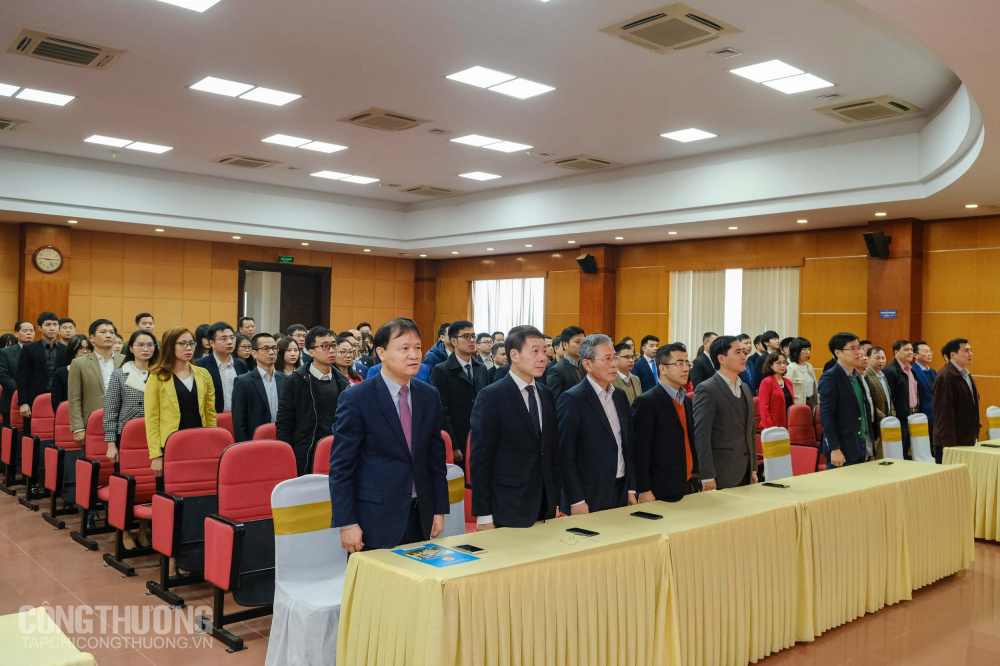 Lễ trao Quyết định cho 89 thí sinh trúng tuyển trong Kỳ thi tuyển công chức Cwin63 sân chơi đỉnh cao năm 2019