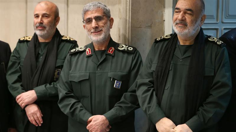 Tân chỉ huy lực lượng Quds của Iran - ông Esmail Ghaani (giữa)