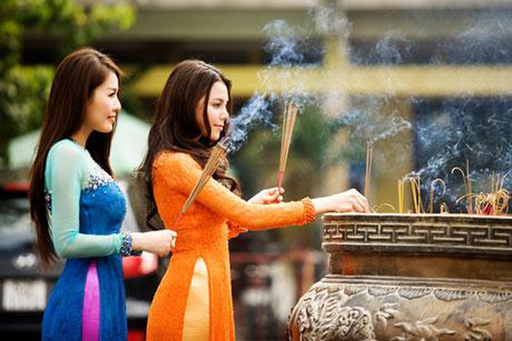 Trang phục đi chùa