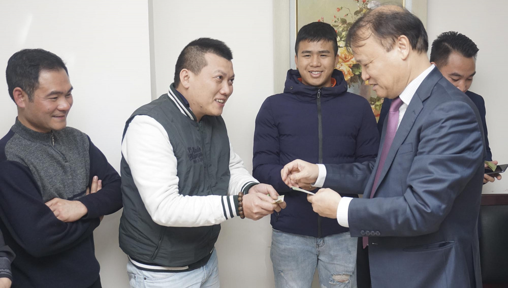 chúc tết CWIN ✅ Nhà cái cờ bạc trực tuyến tốt nhất và Thương hiệu uy tín