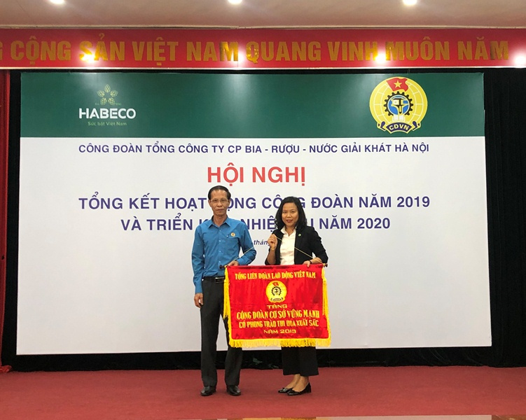 Trao co thu dua
