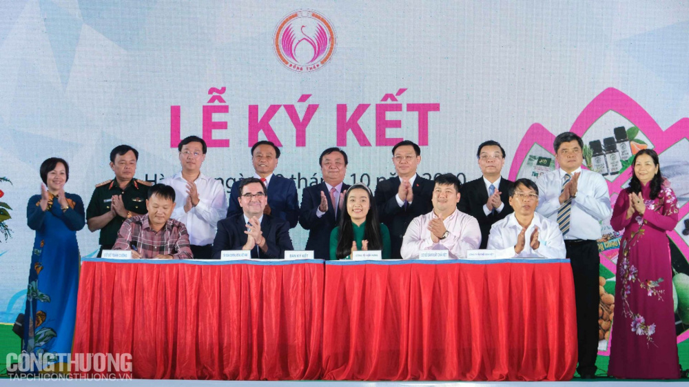 Tuần hàng cá tra/basa và đặc sản Đồng Tháp tại Hà Nội năm 2020