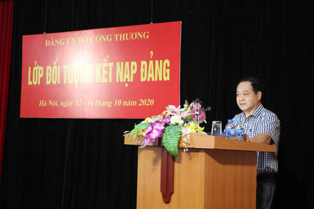 kết nạp đảng