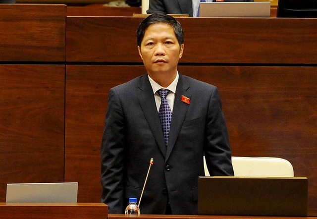 Bộ trưởng Trần Tuấn Anh tại Phiên chất vấn đầu tiên của Quốc hội khóa XIV ngày 15/11/2016