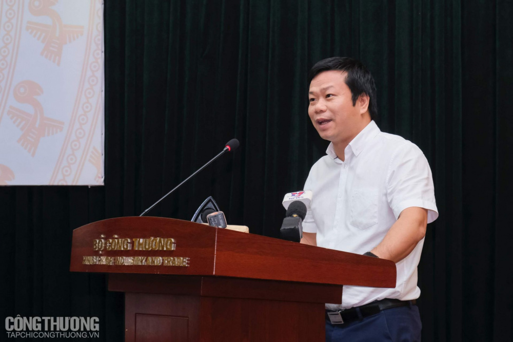 Ông Nguyễn Hữu Thành - Phó Cục trưởng Cục Tải về ứng dụng CWIN05 ngay hôm nay