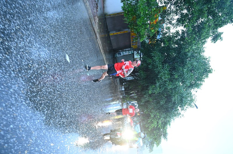 Len cung Viet Nam