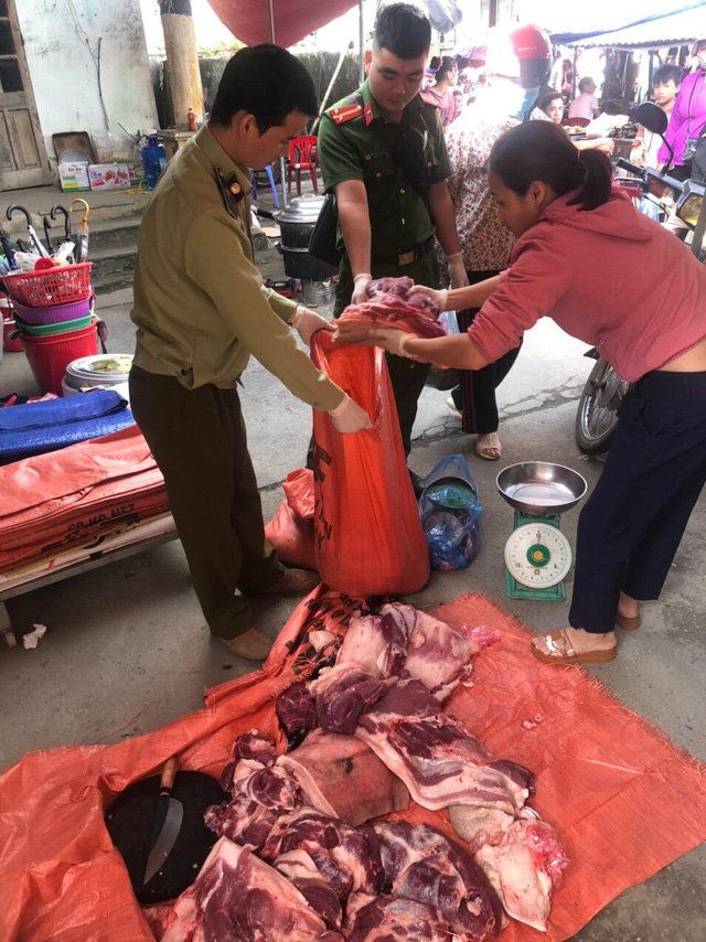 tieu huy thit 