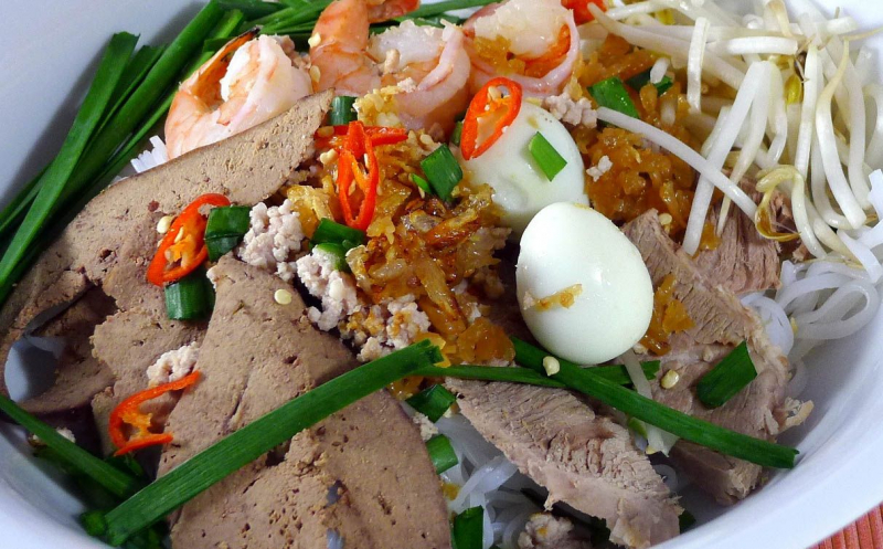 Hủ tiếu hấp