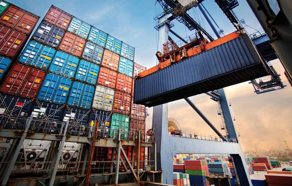 Bốc dỡ Container