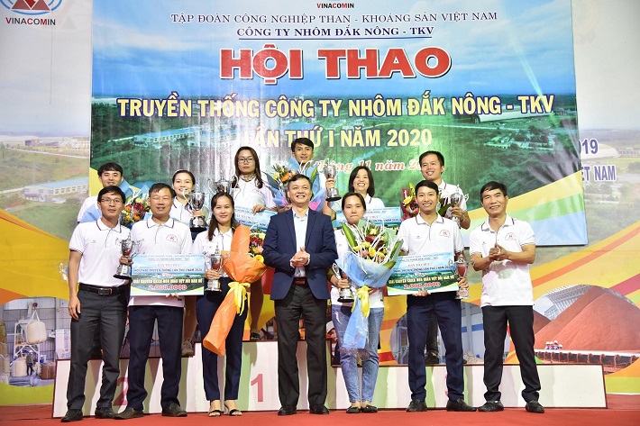 Trao giải
