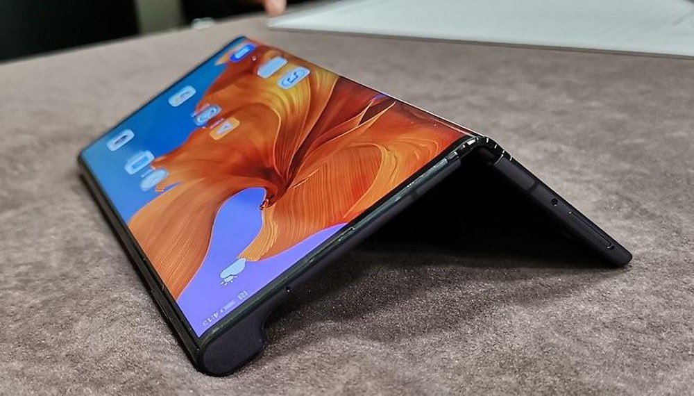 Huawei Mate X2  a