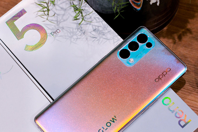 OPPO Reno5