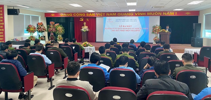 Lễ ra mắt “Tổ tự quản đảm bảo an ninh, an toàn Nhà máy Nhiệt điện Thái Bình”