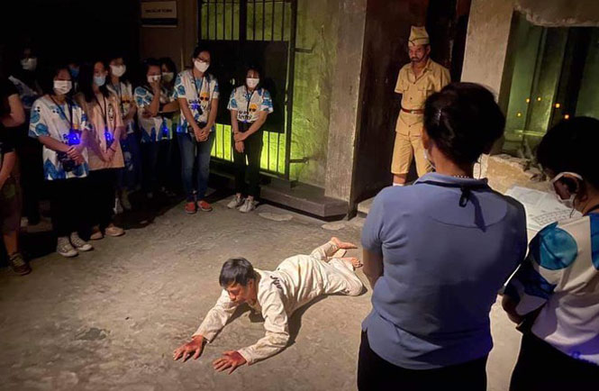 Nhà tù