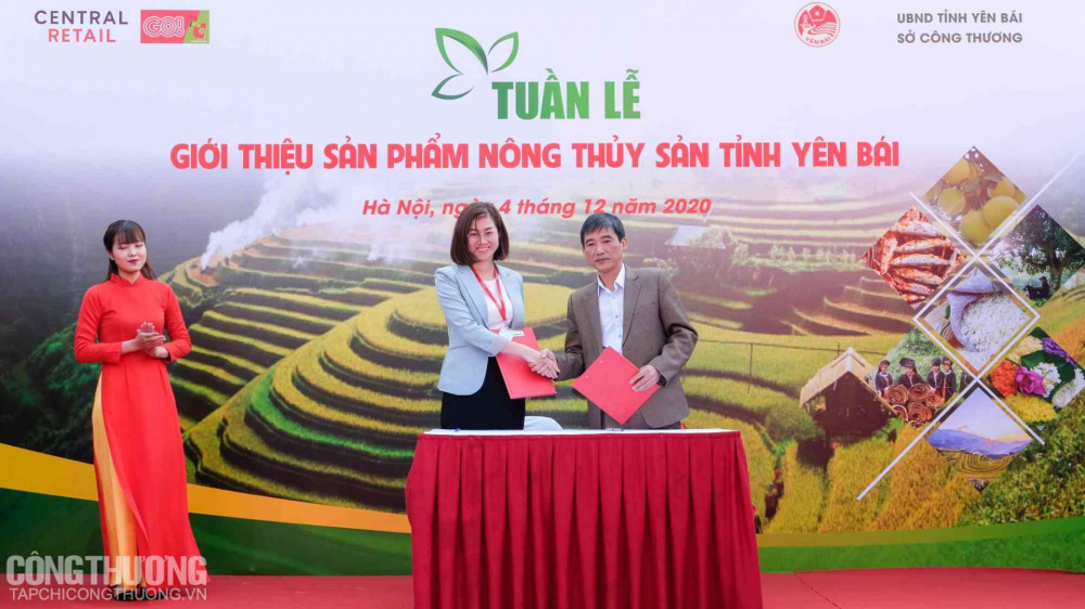 Lễ Ký Biên bản hợp tác ghi nhớ (MOU) về việc tiêu thụ sản phẩm nông lâm thủy sản an toàn giữa Tập đoàn Central Retail Việt Nam với các đơn vị của tỉnh Yên Bái