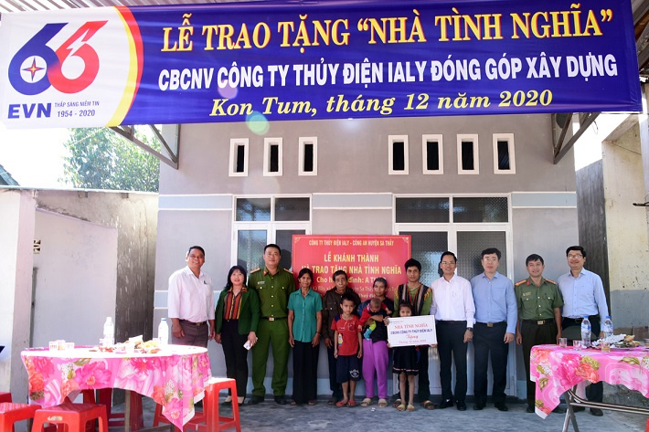 Lãnh đạo Tập đoàn