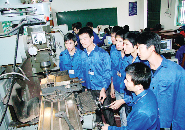 Cần có giải pháp phù hợp, hạn chế tình trạng thiếu Nền tảng hàng đầu cung cấp Cwin com sau kỳ nghỉ Tết