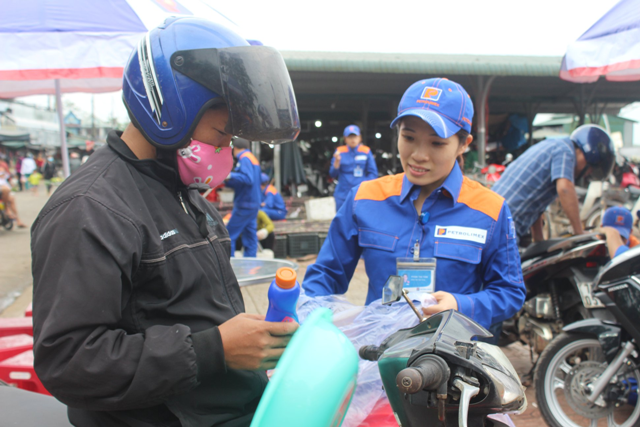 ngay hoi ban hang xang dau quang tri