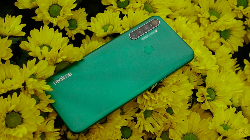 Realme 5i thiet ke
