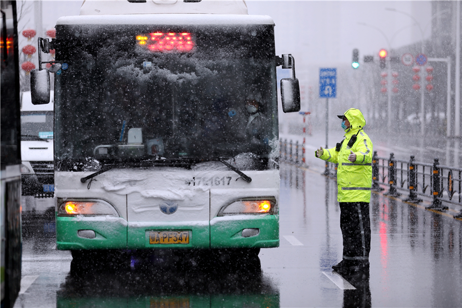 Xe bus Vu Han