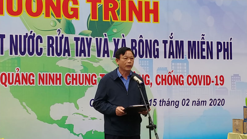 Đoàn Than Quảng Ninh: Phát miễn phí 1.000 bánh xà phòng và 350 chai nước rửa tay cho NLĐ Than Quang Hanh 