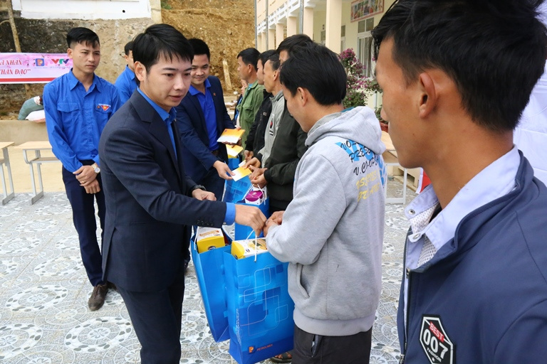 Tuổi trẻ Petrolimex 7