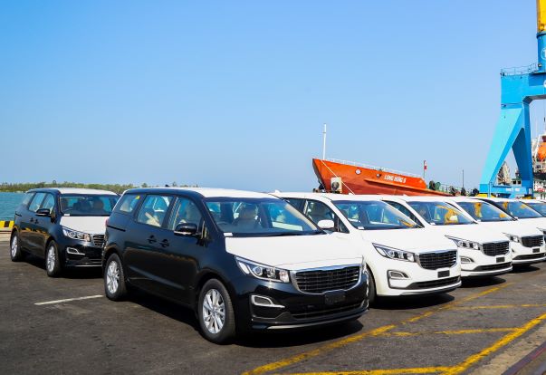Kia Grand Carnival 