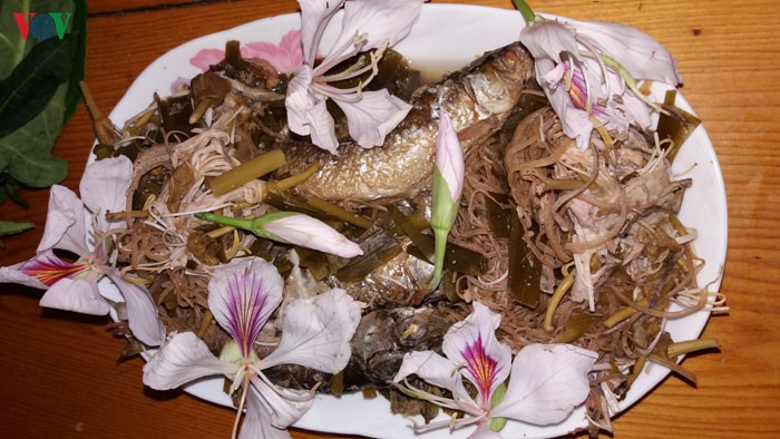 canh hoa ban